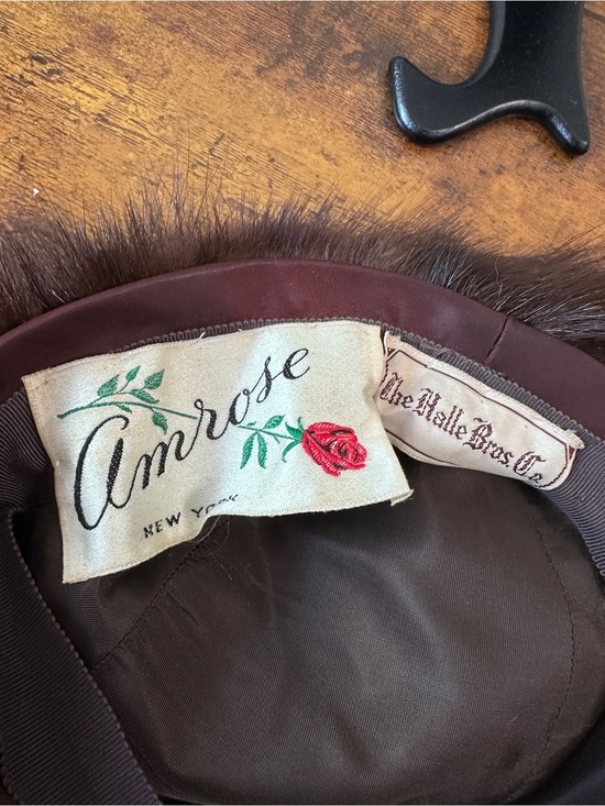 VTG Amrose New York Mink Fur Hat The Halle Bros Co Brown Pillbox Beret 1950s main image 7